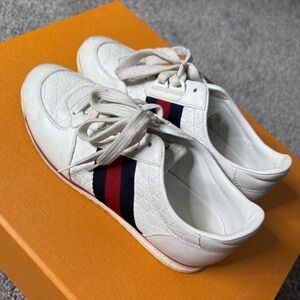 Gucci shoes